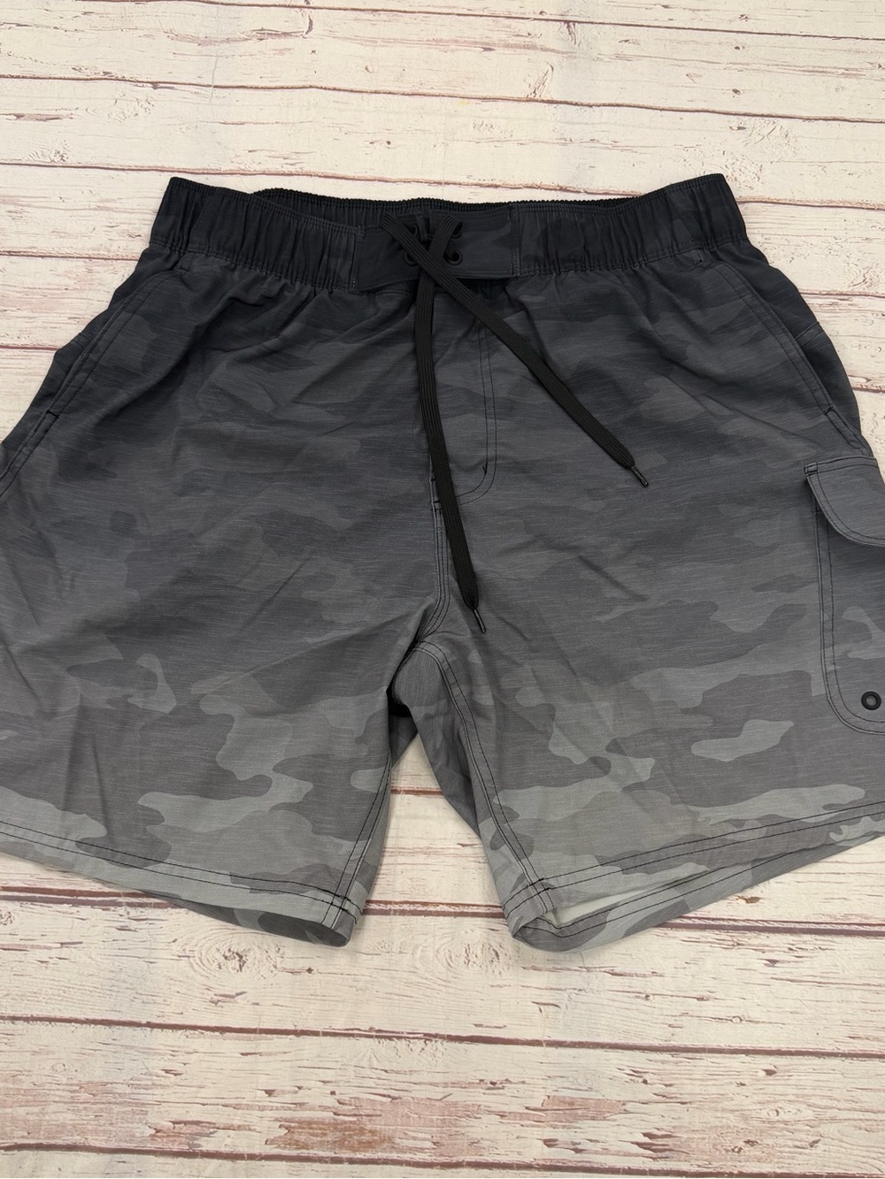 Men’s Gray Camo Board Cargo Shorts Swim Trunks Elastic Drawstring Waist